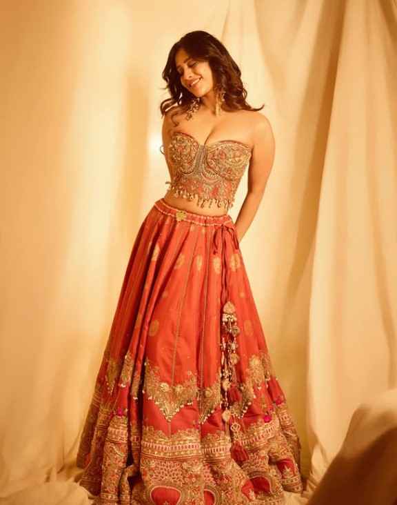 Nabha Natesh height