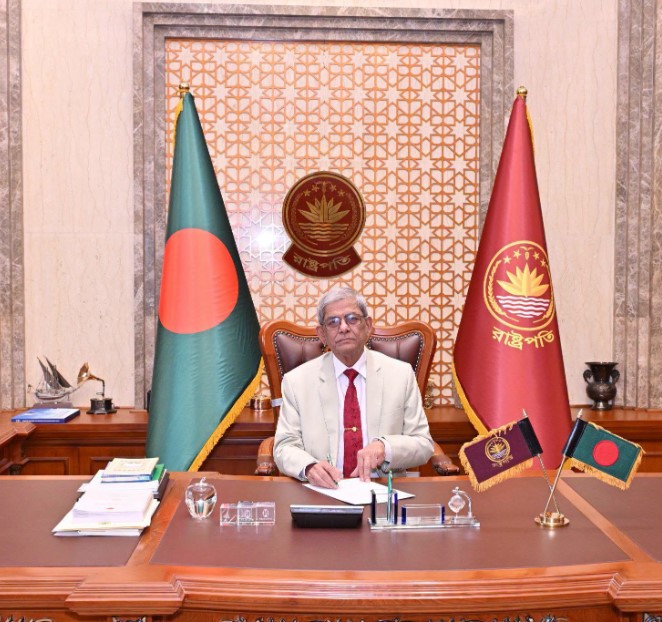 Newly elected President Mirza Fakhrul Islam Alamgir takes charge at Bangabhaban this morning