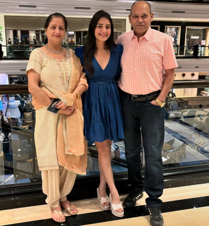 Shagun Sharma with her parents