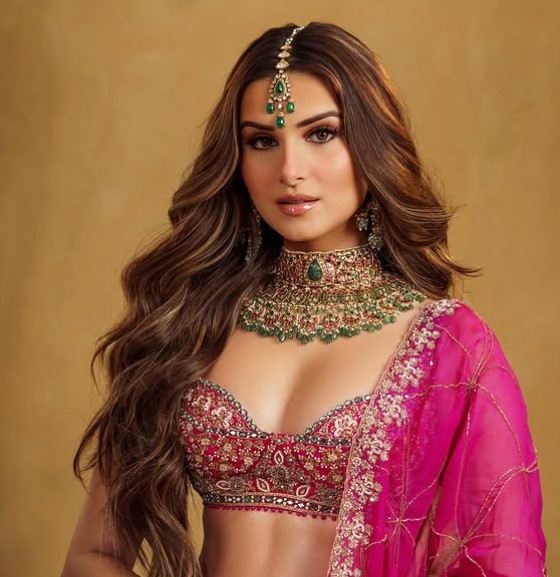 Tara Sutaria wiki
